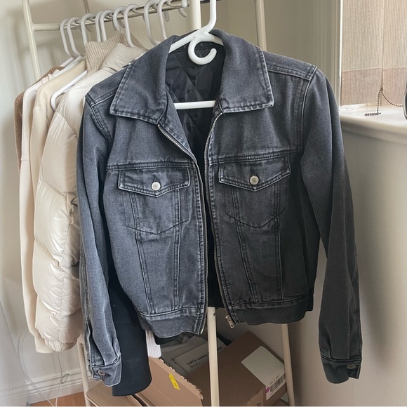 Brandy Melville Black Denim Jacket - Picture 2 of 4